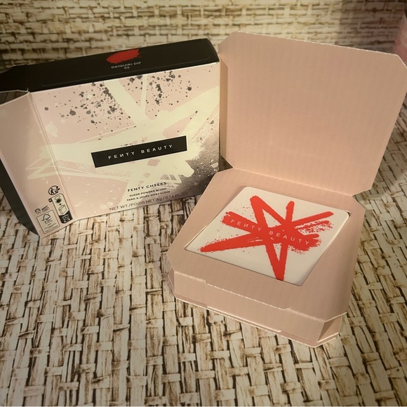 🐾 Fenty Daiquiri Blush 🐾 - Picture 2 of 11